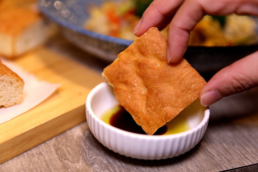 蔬食超美味 肉食主義也說好吃！披薩、義大利麵、燉飯通通有｜布佬廚房(台中南屯必吃蔬食餐廳)