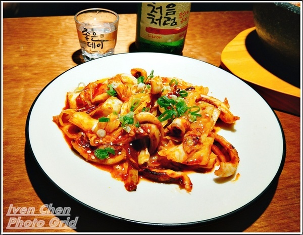 四米大石鍋拌飯專賣:《中山韓式料理》隱藏在巷弄中的美食/熱騰騰經典美味石鍋拌飯/星期五下班後的快意小酌/附菜單『四米大石鍋拌飯專賣』