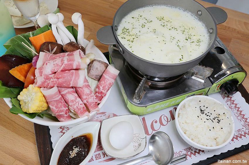 新營親子餐廳|努逗風味館新營店~浪漫地中海風平價餐廳!兒童遊戲室、專屬停車場、親子用餐、好友聚會好去處! - 台南好Food遊