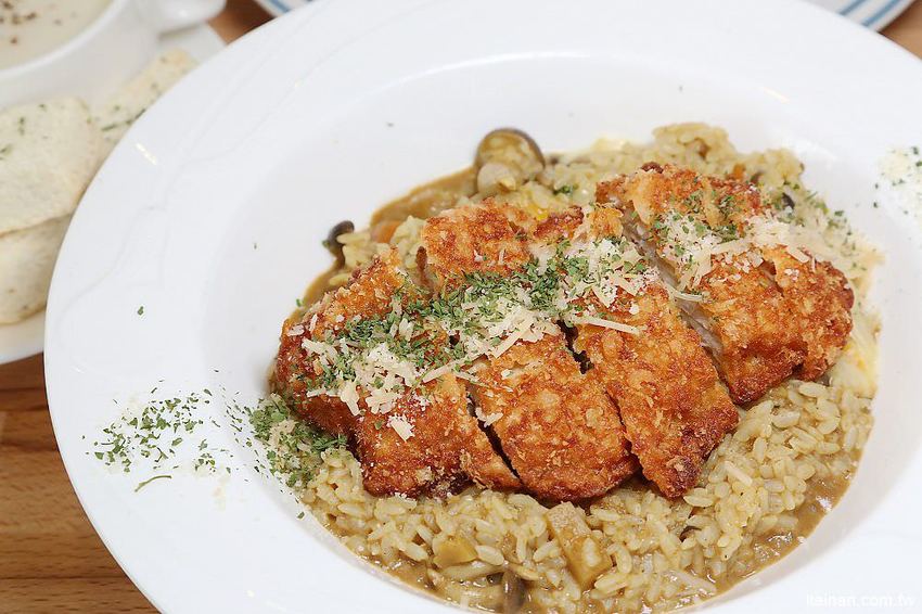 新營親子餐廳|努逗風味館新營店~浪漫地中海風平價餐廳!兒童遊戲室、專屬停車場、親子用餐、好友聚會好去處! - 台南好Food遊