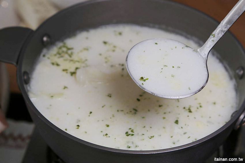 新營親子餐廳|努逗風味館新營店~浪漫地中海風平價餐廳!兒童遊戲室、專屬停車場、親子用餐、好友聚會好去處! - 台南好Food遊