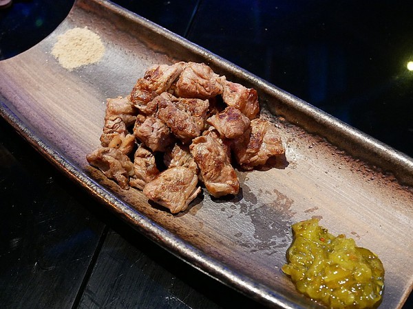 La Esquina 轉角酒吧:La Esquina 轉角酒吧-台北中山區酒吧 夜貓子的好去處 打鏢、調酒、音樂、美食 客制化調酒創造出獨特風味