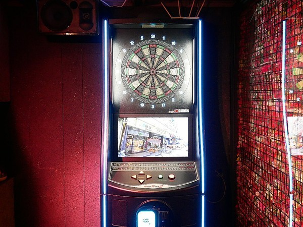 La Esquina 轉角酒吧:La Esquina 轉角酒吧-台北中山區酒吧 夜貓子的好去處 打鏢、調酒、音樂、美食 客制化調酒創造出獨特風味