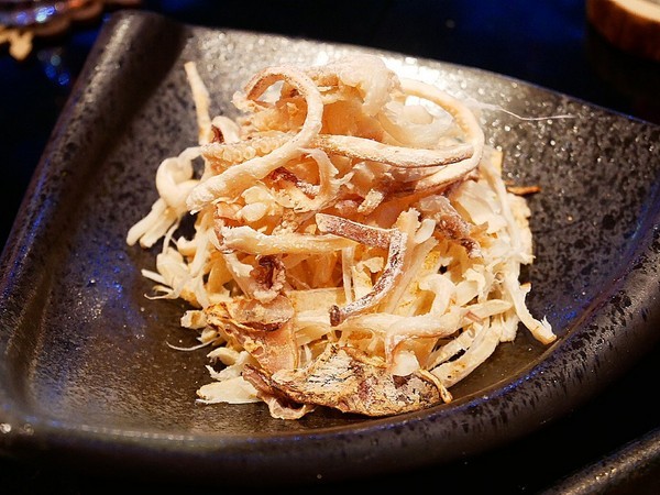 La Esquina 轉角酒吧:La Esquina 轉角酒吧-台北中山區酒吧 夜貓子的好去處 打鏢、調酒、音樂、美食 客制化調酒創造出獨特風味