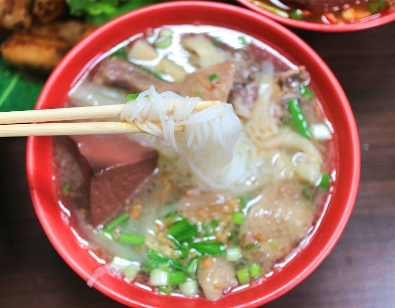 鴨肉米粉-米粉 (1).jpg