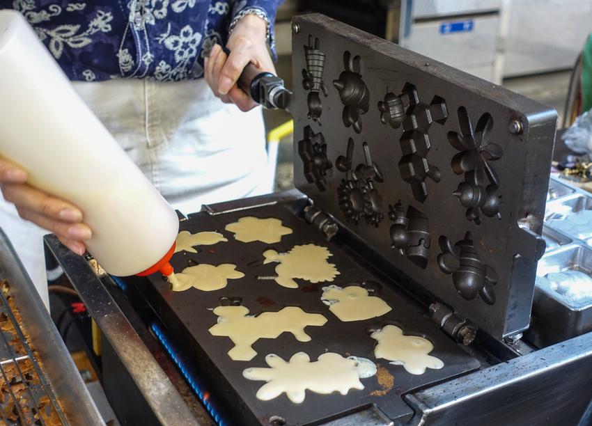 [高雄雞蛋糕推薦]小貝bee脆皮雞蛋糕-超可愛蜜蜂造型雞蛋糕!脆皮QQ口感超特別 - 美食好芃友