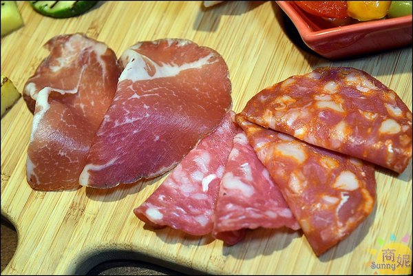 Pizzeria L'angolo角度義棧:台中南屯義式料理。角度義棧。黎明新村新亮點 餐點道地連義大利人都說讚 平日午餐還有披薩吃到飽