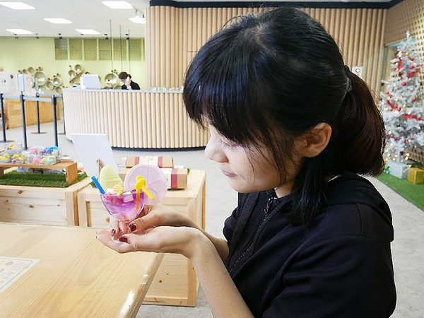 臺灣茶摳創皂館:臺灣茶摳創皂館-苗栗公館親子好去處 動手做屬於自己的肥皂 可彩繪、可捏塑 連大朋友也玩得很開心 (文末抽獎)