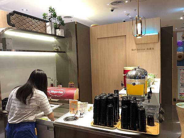 [ 桃園火鍋 ] 海底撈桃園台茂店 /桃園火鍋推薦/台茂購物中心美食火鍋