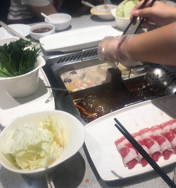 [ 桃園火鍋 ] 海底撈桃園台茂店 /桃園火鍋推薦/台茂購物中心美食火鍋