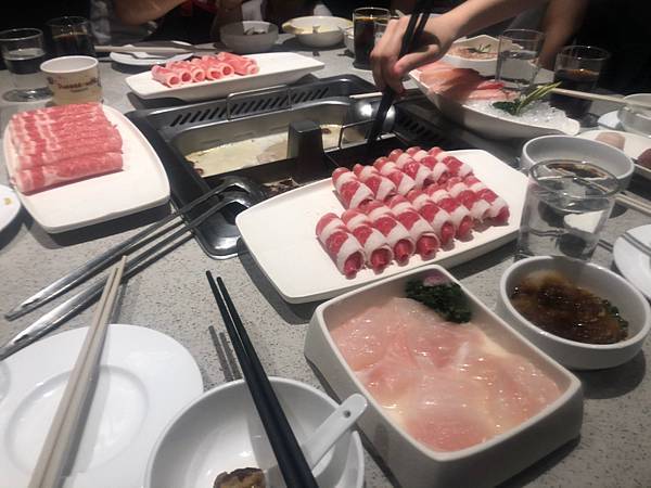 [ 桃園火鍋 ] 海底撈桃園台茂店 /桃園火鍋推薦/台茂購物中心美食火鍋