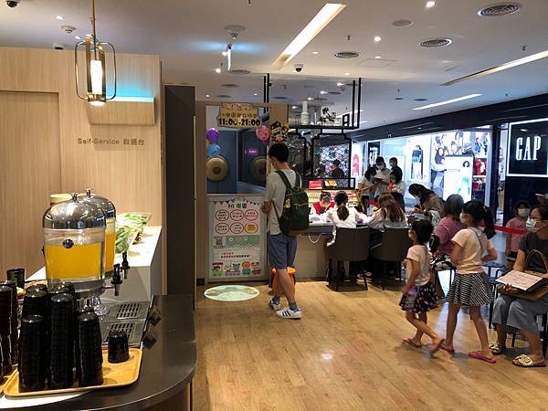 [ 桃園火鍋 ] 海底撈桃園台茂店 /桃園火鍋推薦/台茂購物中心美食火鍋