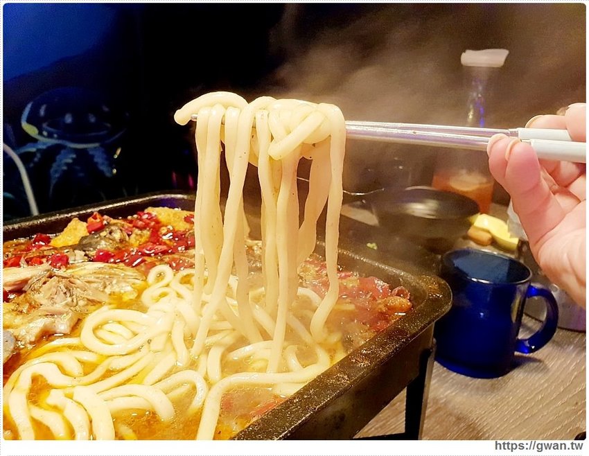 水貨炭火烤魚大里 台中烤魚火鍋