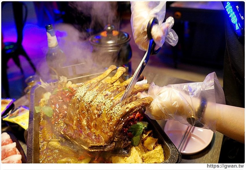 水貨炭火烤魚大里 台中烤魚火鍋