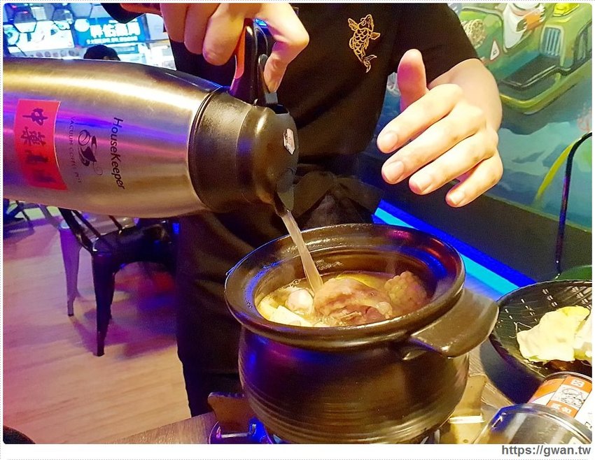 水貨炭火烤魚大里 台中烤魚火鍋