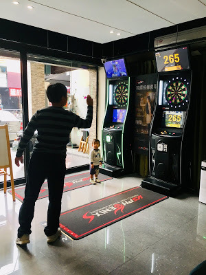 [高雄生活] 桌癮桌遊休閒空間｜高雄最大桌遊店，高達600多款桌遊任你選，適合各種年齡層同樂休閒的好地方！
