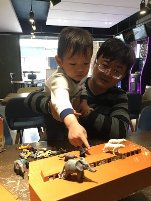 [高雄生活] 桌癮桌遊休閒空間｜高雄最大桌遊店，高達600多款桌遊任你選，適合各種年齡層同樂休閒的好地方！