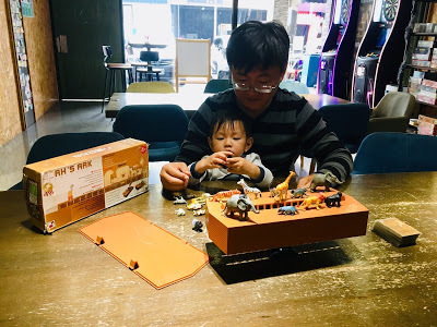 [高雄生活] 桌癮桌遊休閒空間｜高雄最大桌遊店，高達600多款桌遊任你選，適合各種年齡層同樂休閒的好地方！