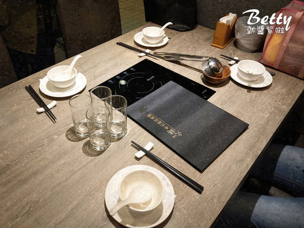 20190129粵式豬肚雞煲鍋 (4).jpg