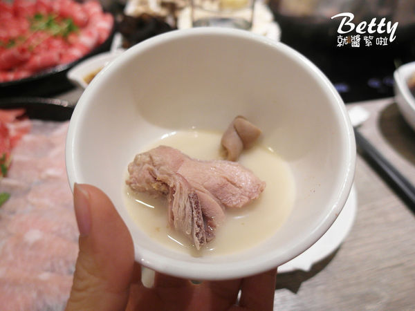 20190129粵式豬肚雞煲鍋 (40).jpg