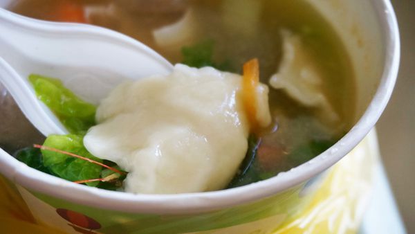 【台北美食】歡喜手工麵疙瘩-中午用餐時間需等20分鐘才能吃到的美食