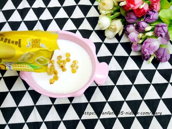 【喬山叔叔】泰國 CONN 香脆玉米粒 #休閒零食 #低熱量零食 #泰國零食 (17).JPG