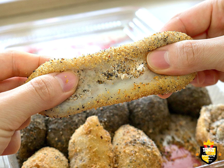 台南麻糬／每日限量晚來吃不到／隱藏版攤位只賣早上／堅持天然無防腐劑／當天備料純手工製作／銅板美食古早味點心