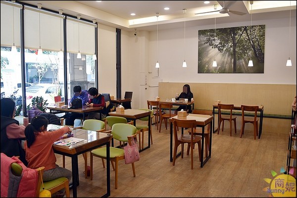 創意廚房 x 瓜瓜園-黎明店：台中南屯超值早午餐。創意廚房。友善食材健康溯源餐廳 擺盤豐盛附飲料只要200多