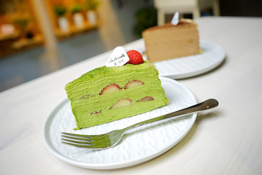 台南｜濃特慢 手作千層蛋糕 超限量貝禮詩草莓奶酒巧克力千層蛋糕 - 奇奇一起玩樂趣