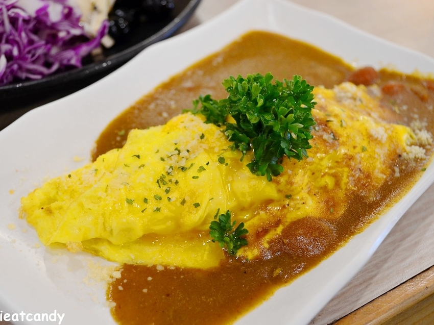 員林美食_No.20│員林基督教附近美食，純天然製作的蔬食咖哩，配料超豐富~ - 愛伊特candy的分享樂園