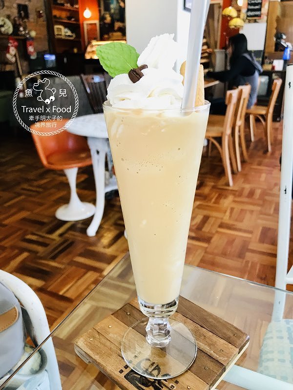 【食】台北市◆初戀的情人～慢活的午後時光｜戲咖啡 Cine Cafe @魚兒 x 牽手明太子的「視」界旅行