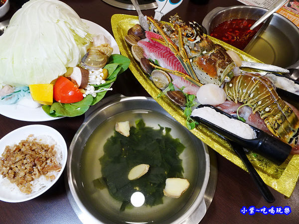 黃金龍蝦雙人豪華套餐-八方悅鍋物新莊四維店 (4).jpg