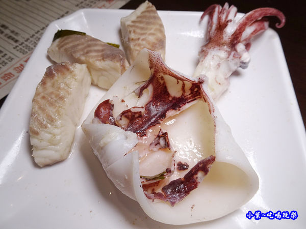 透抽-八方悅鍋物新莊四維店 (1).jpg