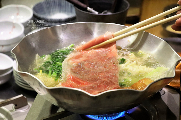 利休日本料理:【大安區餐廳】利休日本料理。A5黑毛銘柄和牛涮涮鍋、和牛握壽司套餐,科技大樓站美食餐廳,遠企商圈