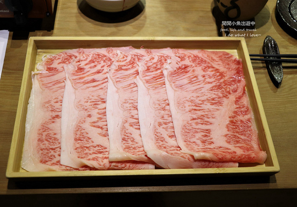 利休日本料理:【大安區餐廳】利休日本料理。A5黑毛銘柄和牛涮涮鍋、和牛握壽司套餐,科技大樓站美食餐廳,遠企商圈