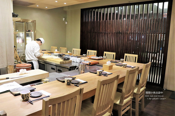 利休日本料理:【大安區餐廳】利休日本料理。A5黑毛銘柄和牛涮涮鍋、和牛握壽司套餐,科技大樓站美食餐廳,遠企商圈