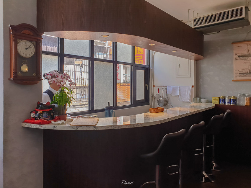 台北士林｜日向洋食-走進士林西服街，來份紳士咖哩