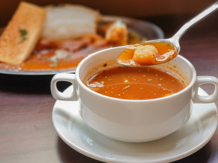 台北士林｜日向洋食-走進士林西服街，來份紳士咖哩