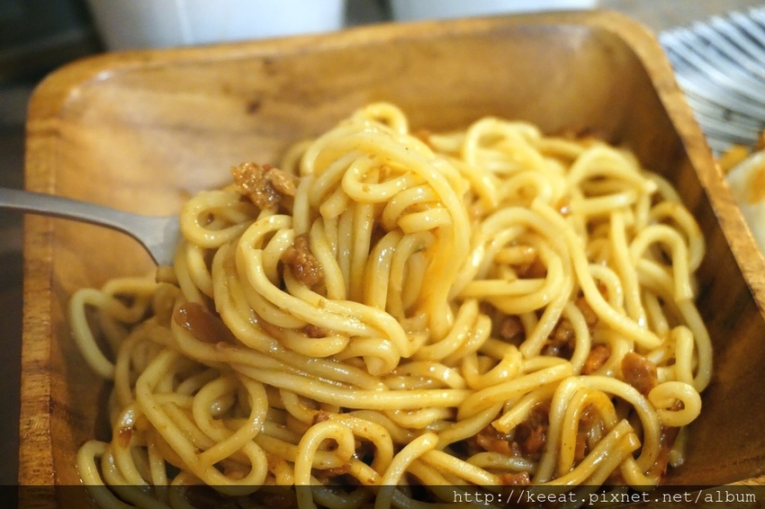 古早味肉燥鐵板麵