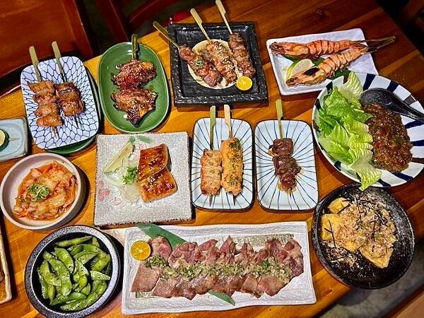 東區必訪居酒屋!小串堂燒鳥料理,地道日式氛圍與清酒絕配。