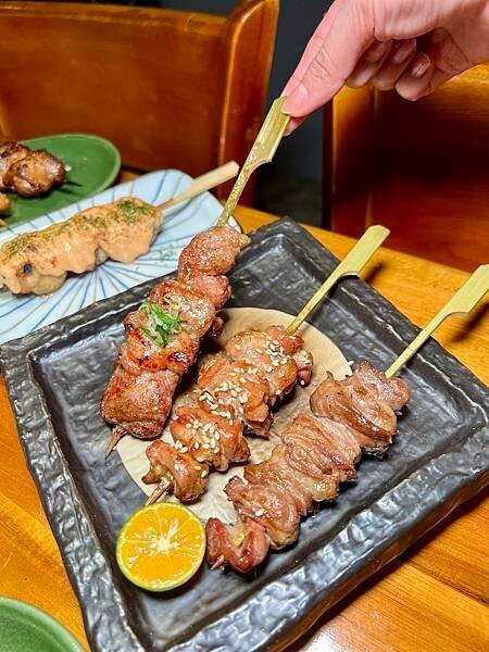 東區必訪居酒屋!小串堂燒鳥料理,地道日式氛圍與清酒絕配。