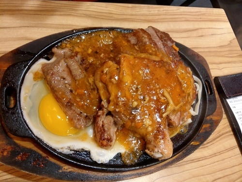 【蘆洲牛排】台式 牛排教父 孫東寶 ︳平價牛排 牛肉嫩,紅茶、玉米濃湯內用喝到飽