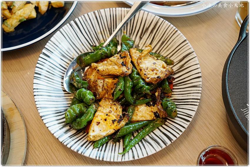 台中北區║中友百貨川菜推薦。一起開飯吧！嗜辣者的美食天堂！道地的創意川菜，香辣上桌〜 - 小凉的美食小天地