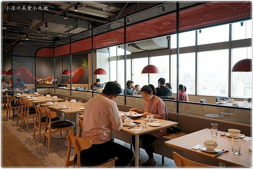 台中北區║中友百貨川菜推薦。一起開飯吧！嗜辣者的美食天堂！道地的創意川菜，香辣上桌〜 - 小凉的美食小天地