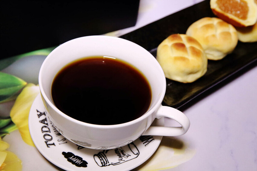 【2023中秋月餅推薦】紅豆食府中秋禮盒搶先看,月餅師傅手工 【2023中秋月餅推薦】紅豆食府中秋禮盒搶先看,月餅師傅手工