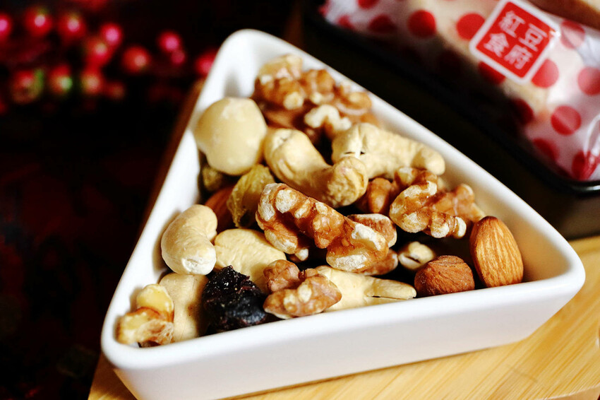 【2023中秋月餅推薦】紅豆食府中秋禮盒搶先看,月餅師傅手工 【2023中秋月餅推薦】紅豆食府中秋禮盒搶先看,月餅師傅手工