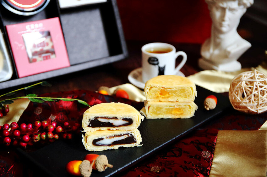 【2023中秋月餅推薦】紅豆食府中秋禮盒搶先看,月餅師傅手工 【2023中秋月餅推薦】紅豆食府中秋禮盒搶先看,月餅師傅手工