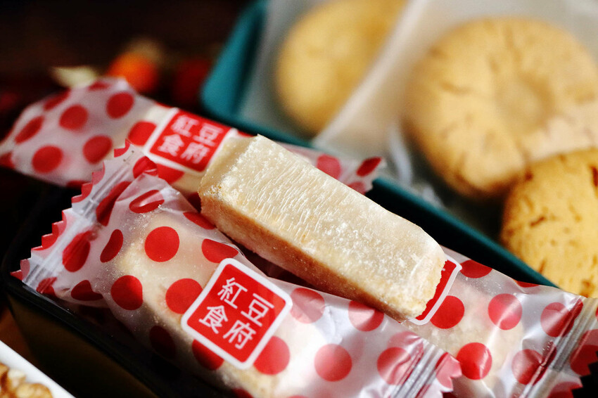 【2023中秋月餅推薦】紅豆食府中秋禮盒搶先看,月餅師傅手工 【2023中秋月餅推薦】紅豆食府中秋禮盒搶先看,月餅師傅手工