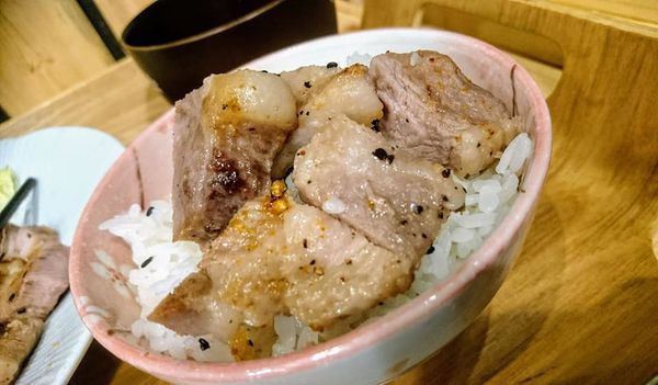 52358908_2271742926190717_1895813953322221568_n