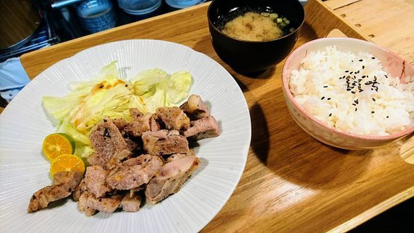 52113353_2271742816190728_8014984611622813696_n